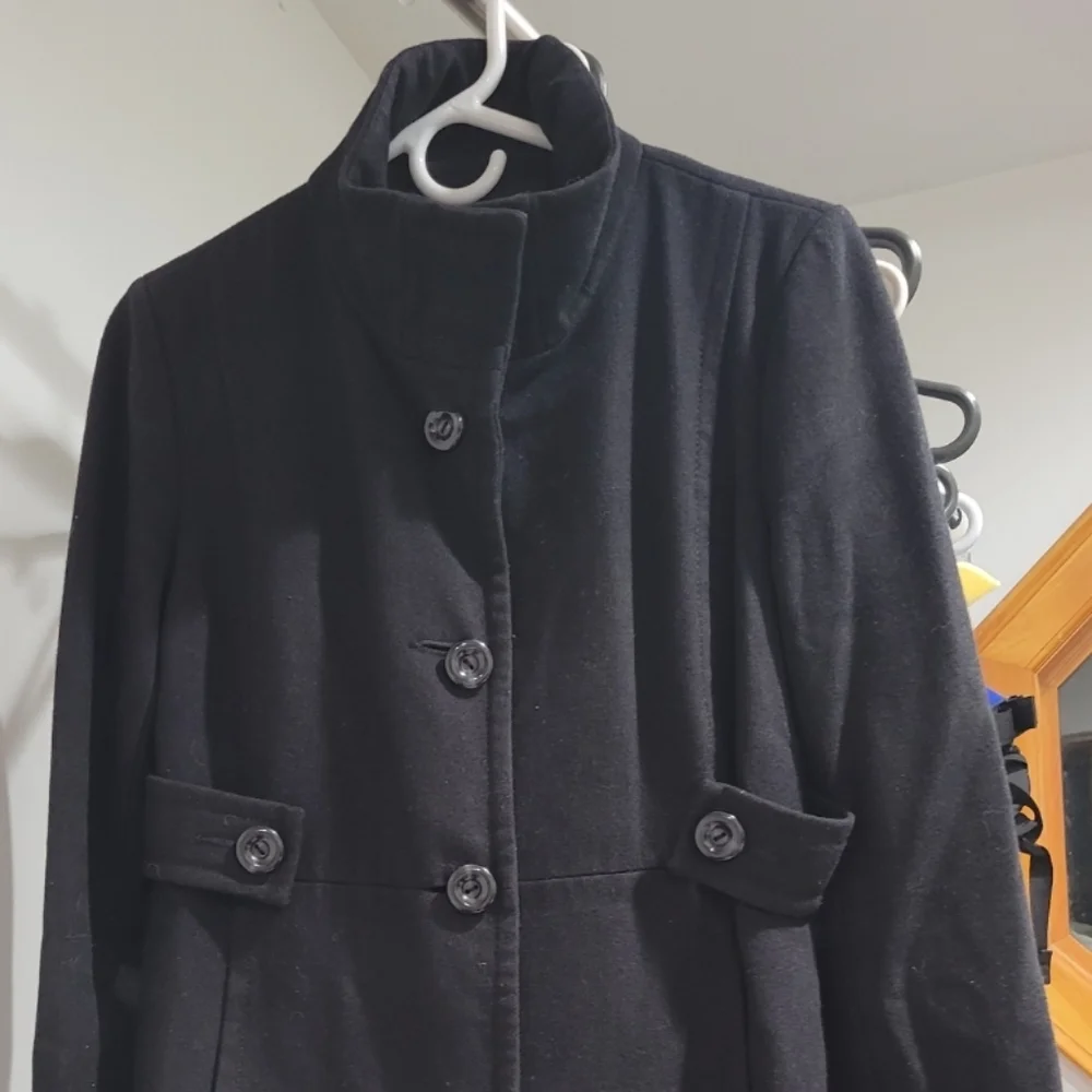 Coat - Picture 11 of 16
